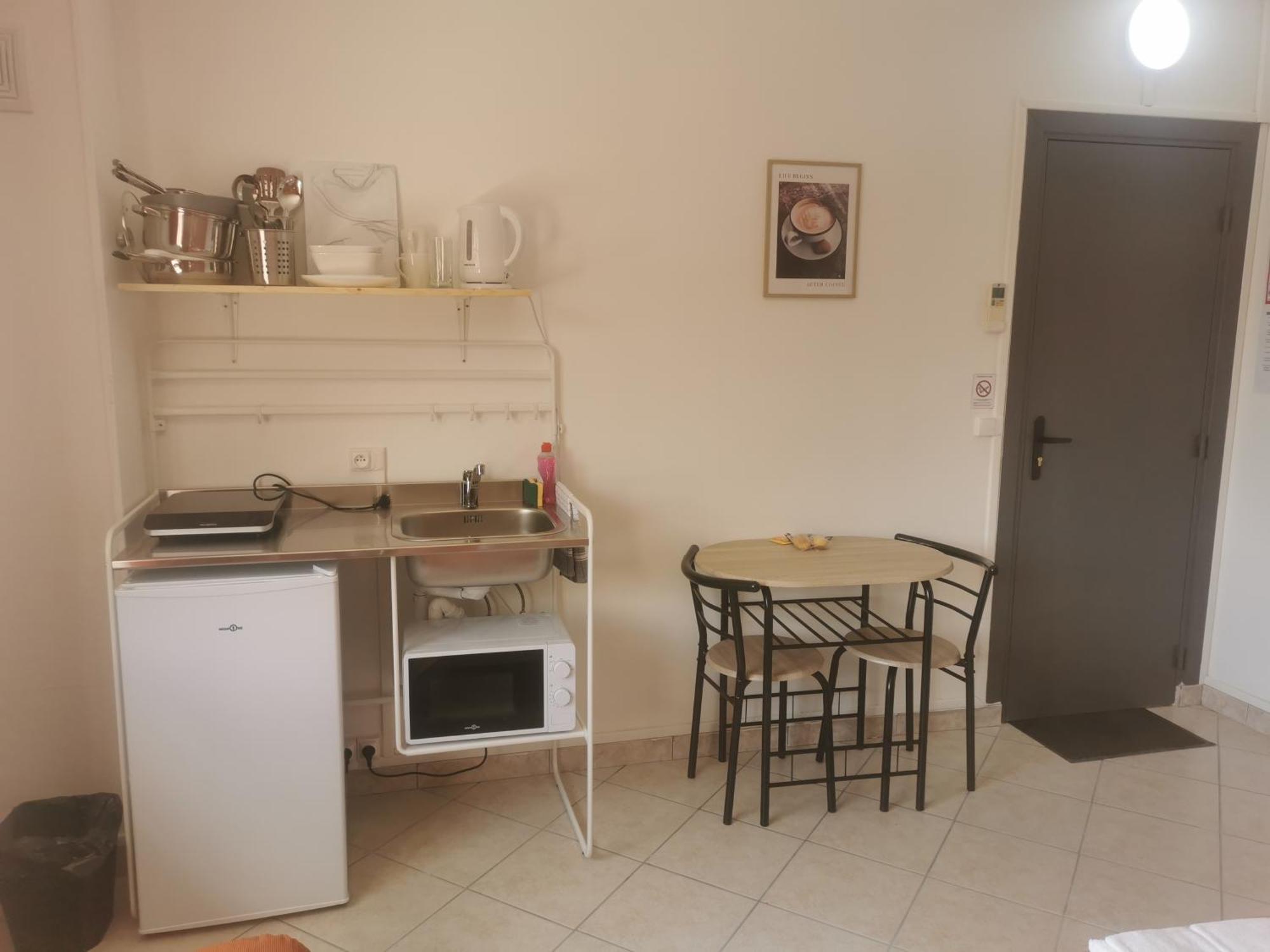 Appartement 4 , Disneyland - Parking Gratuit - Maison Des Platanes Meaux Buitenkant foto